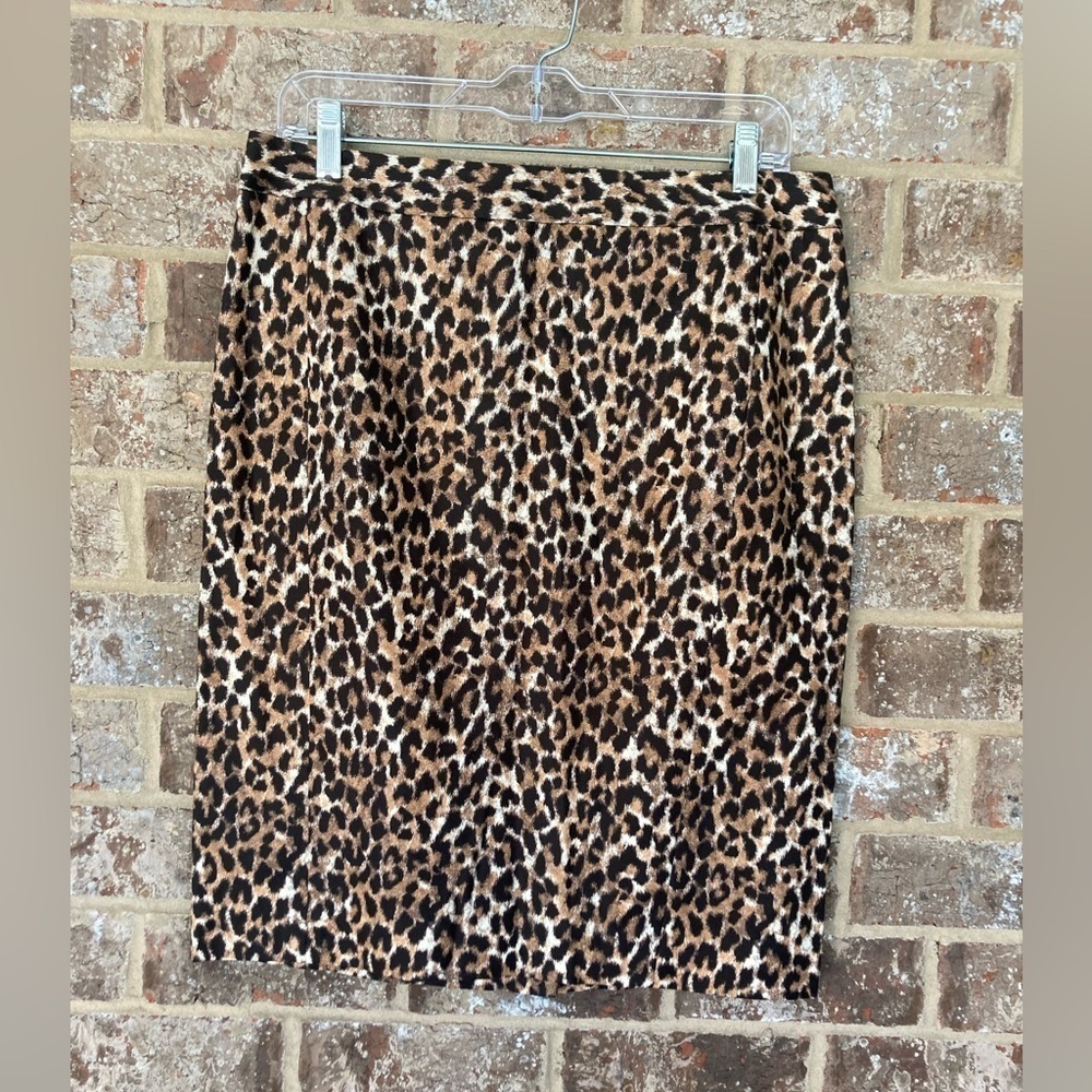 LOFT Ann Taylor Leopard Print Pencil Skirt New With Tags Size 10